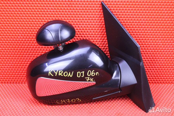 Зеркало заднего вида боковое правое SsangYong Kyro