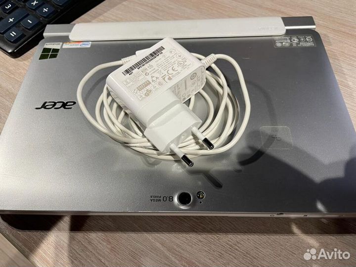 Acer Iconia tab w511 2в1