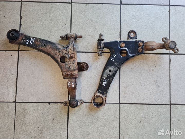 Рычаг подвески передний Kia Magentis 2001г