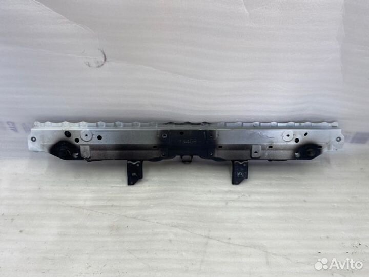 Верхняя планка телевизора Toyota Camry V70/V75