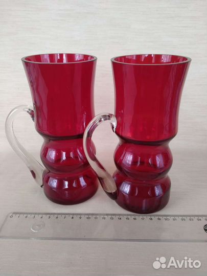 Кружки красное стекло