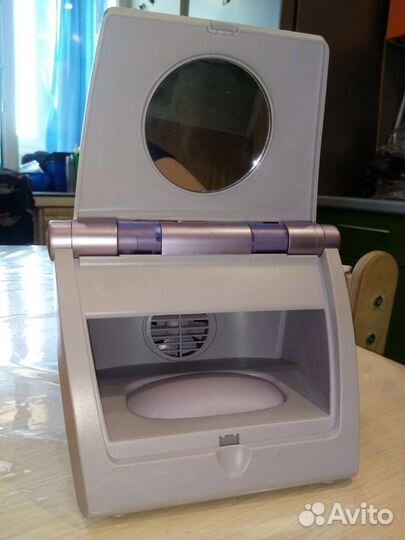 Центр маникюра и ухода за лицом Vitek