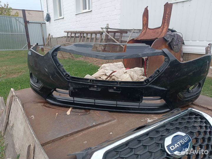 Бампер на Datsun