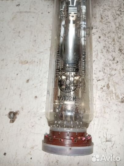 Электронно-лучевая трубка 17ло2и