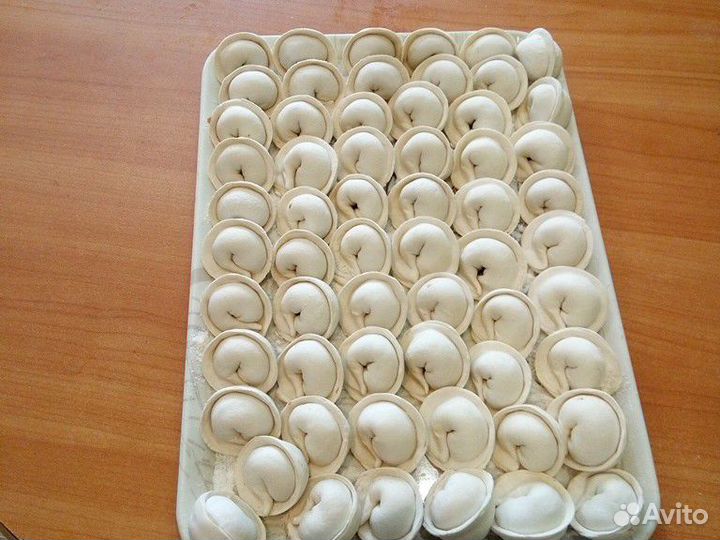 Домашние пельмени, замороженные полуфабрикаты