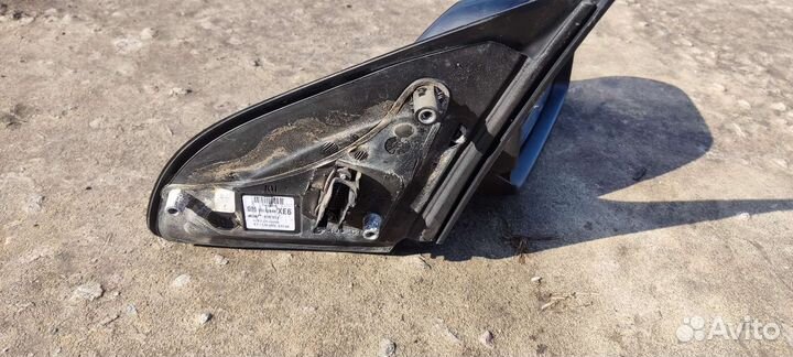 Боковое зеркало на опель астра 2009 г