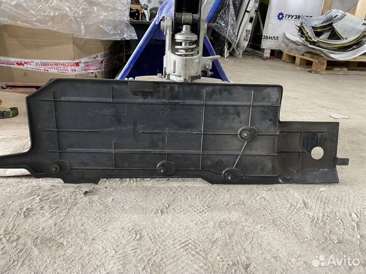 Крышка фары Volvo FH4 82448657