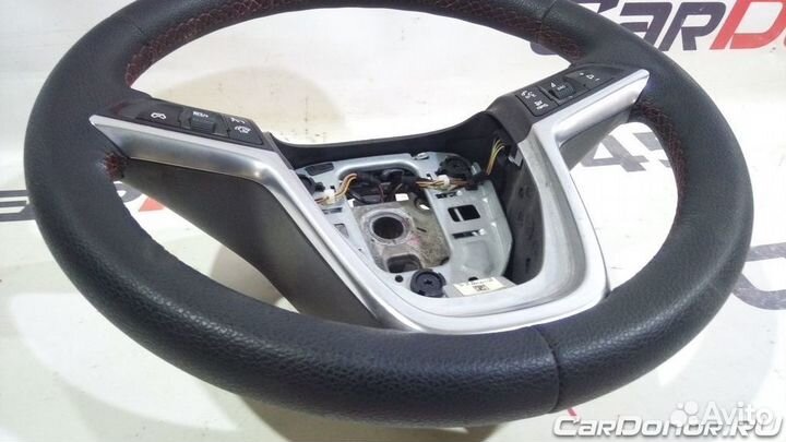 Рулевое колесо б/у для Opel Astra (13351039)