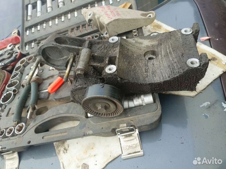 Кронштейны генератора. Гур. На шевролет лачети