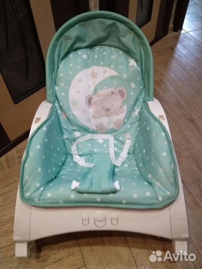 Шезлонг детский