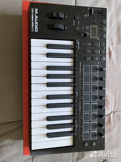 Миди клавиатура M-Audio Oxygen pro25