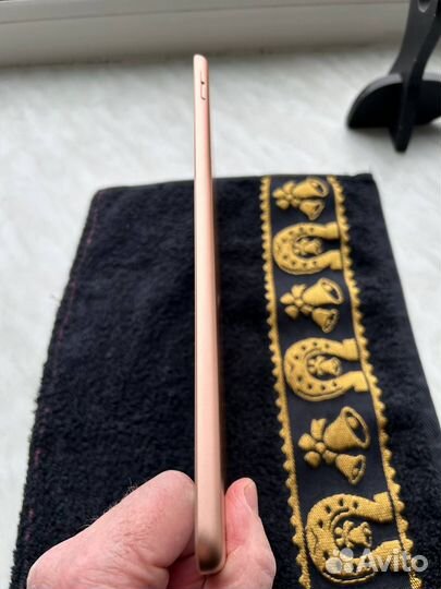 Планшет Apple iPad 7