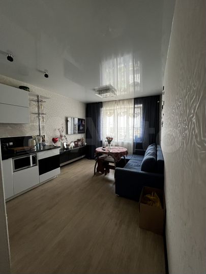 2-к. квартира, 57 м², 9/9 эт.