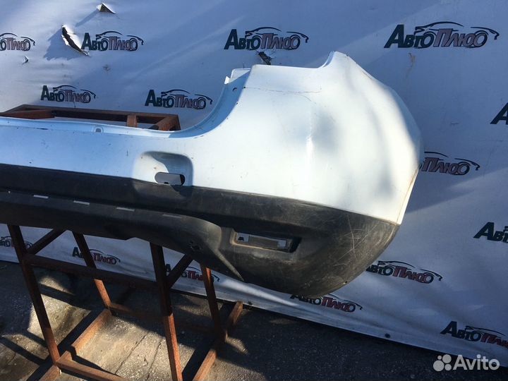 Задний бампер Renault Duster