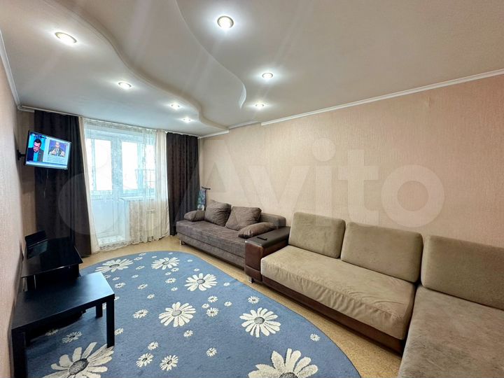 2-к. квартира, 60 м², 4/9 эт.