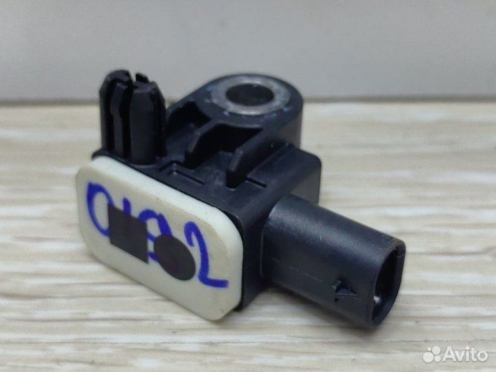 Датчик удара Bmw 3 F30 N55B30 2013