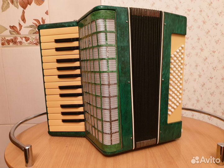 Аккордеон Юность 2. Лот 3. Видео