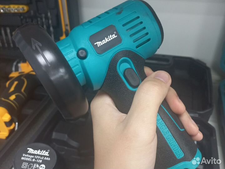 Аккумуляторная болгарка мини Makita