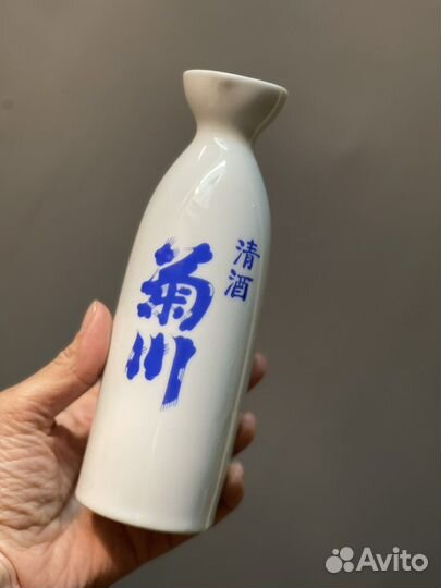 Бутылка сакэ. Мини бутылка. Япония