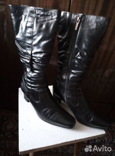 Женские сапоги