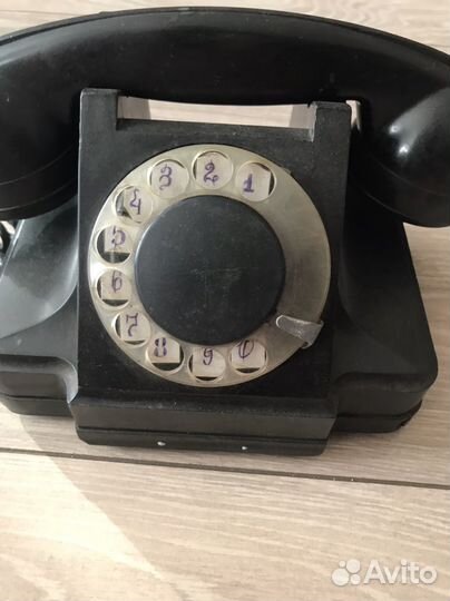 Старинный телефон СССР