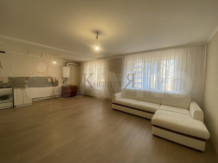 2-к. квартира, 66 м², 7/10 эт.