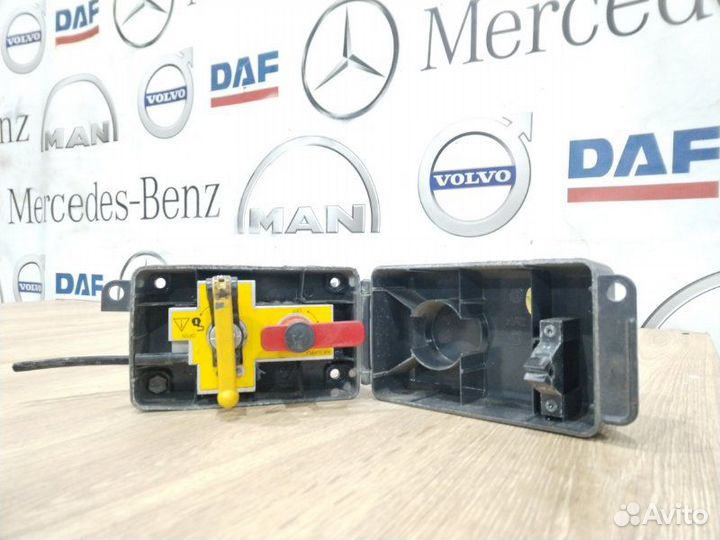 Пульт пневмо фаркопа Volvo Fh Fm 12 D13A480