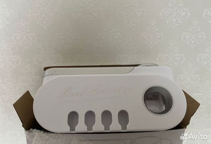 Держатель зубных щёток, диспансер для зубной пасты