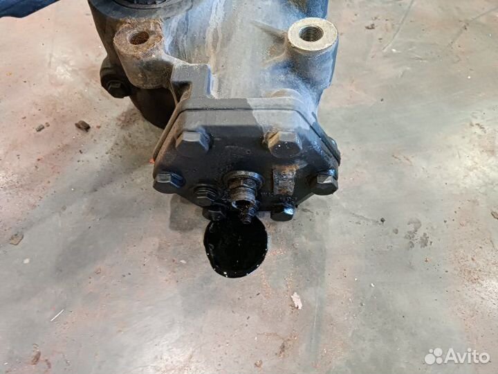 Рулевой редуктор Man Tgx