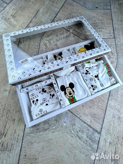 Комплект на выписку детский