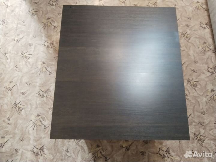 Стол, пеленальный столик, кроватка детская