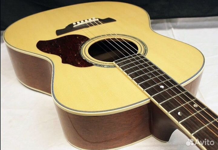 Акустическая гитара Crafter + Аксессуары
