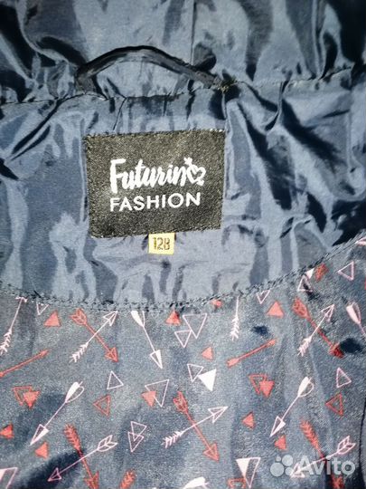 Курточка для девочки 128