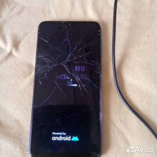 Samsung Galaxy A10, 2/32 ГБ