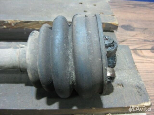 Полуось передняя правая Mitsubishi Galant (89-92 г