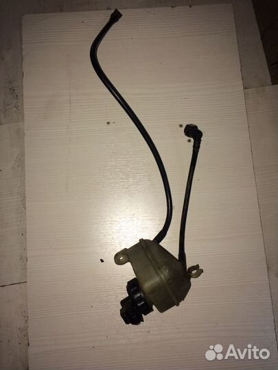 Бачок главного тормозного цилиндра Форд Фокус1