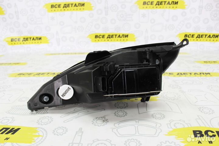 Фара Ford Focus 1 01-04