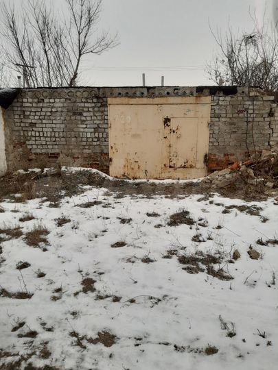 Гараж, > 30 м²