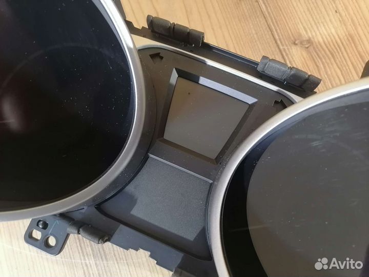 Hyundai ix35 ix 35 Щиток панель приборов