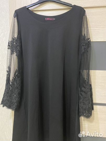 Нарядное женское платье