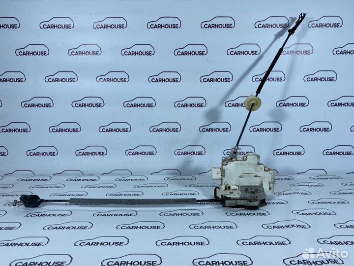 Замок двери задний левый Volkswagen Touareg NF