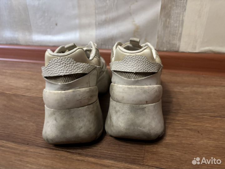 Кроссовки женские bershka 38