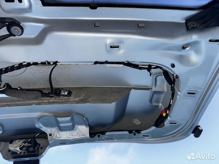 Крышка багажника skoda yeti