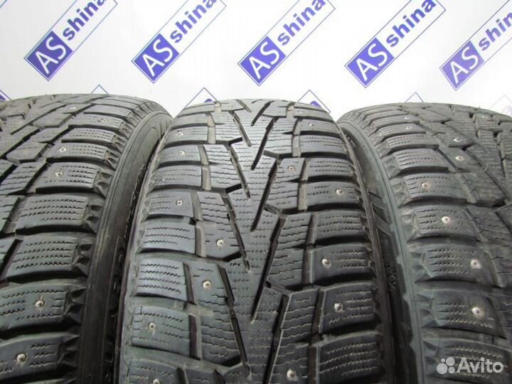 Roadstone Winguard WinSpike 215/55 R17 88R