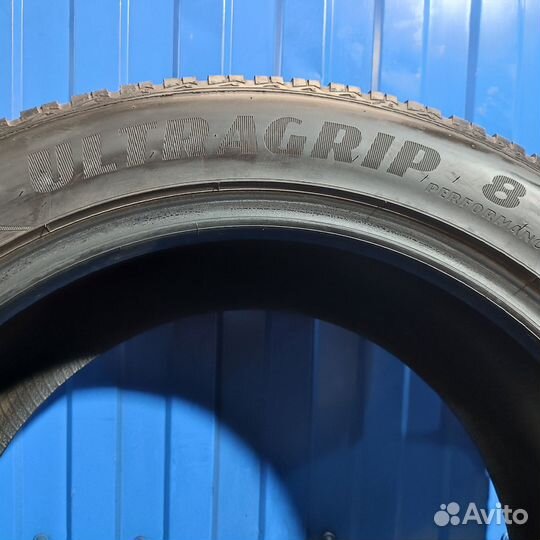 Goodyear UltraGrip 8 285/45 R20