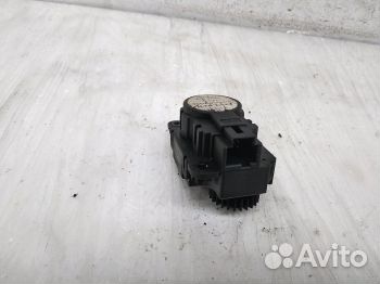 Моторчик заслонки печки