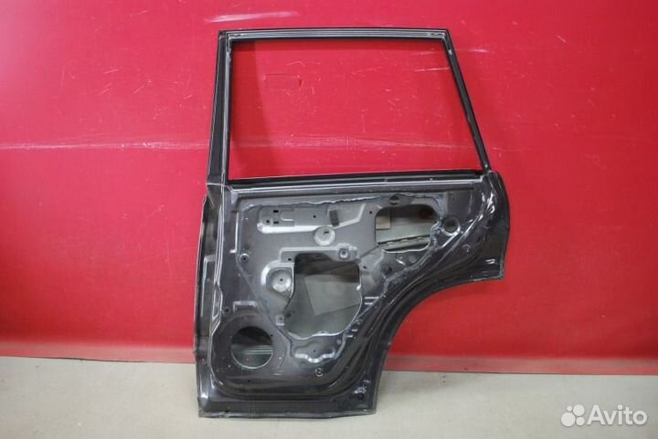 Дверь задняя правая Suzuki Grand Vitara