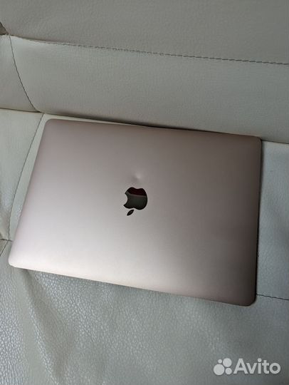 Apple MacBook Air 2020 8/256Gb I3