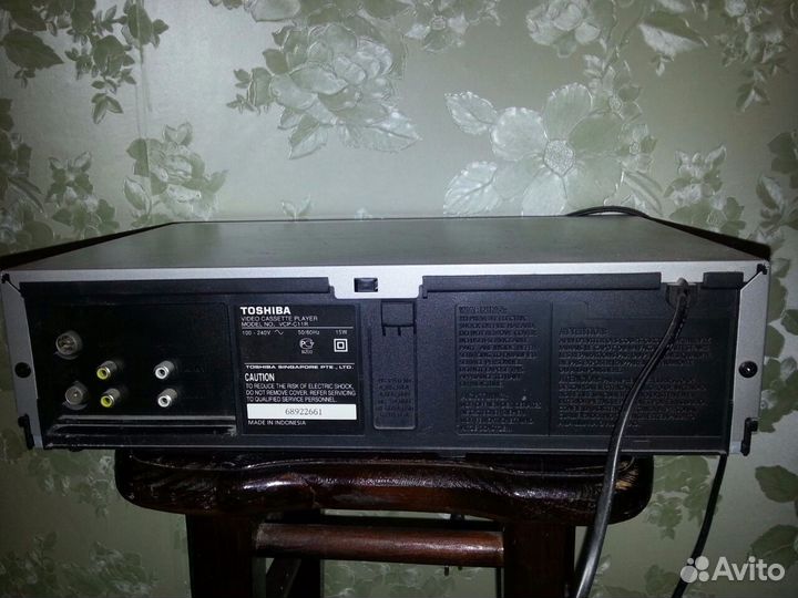 Видеомагнитофон toshiba VCR-C11R