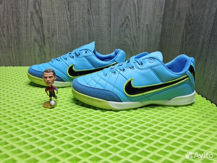 Футзалки Nike Tiempo